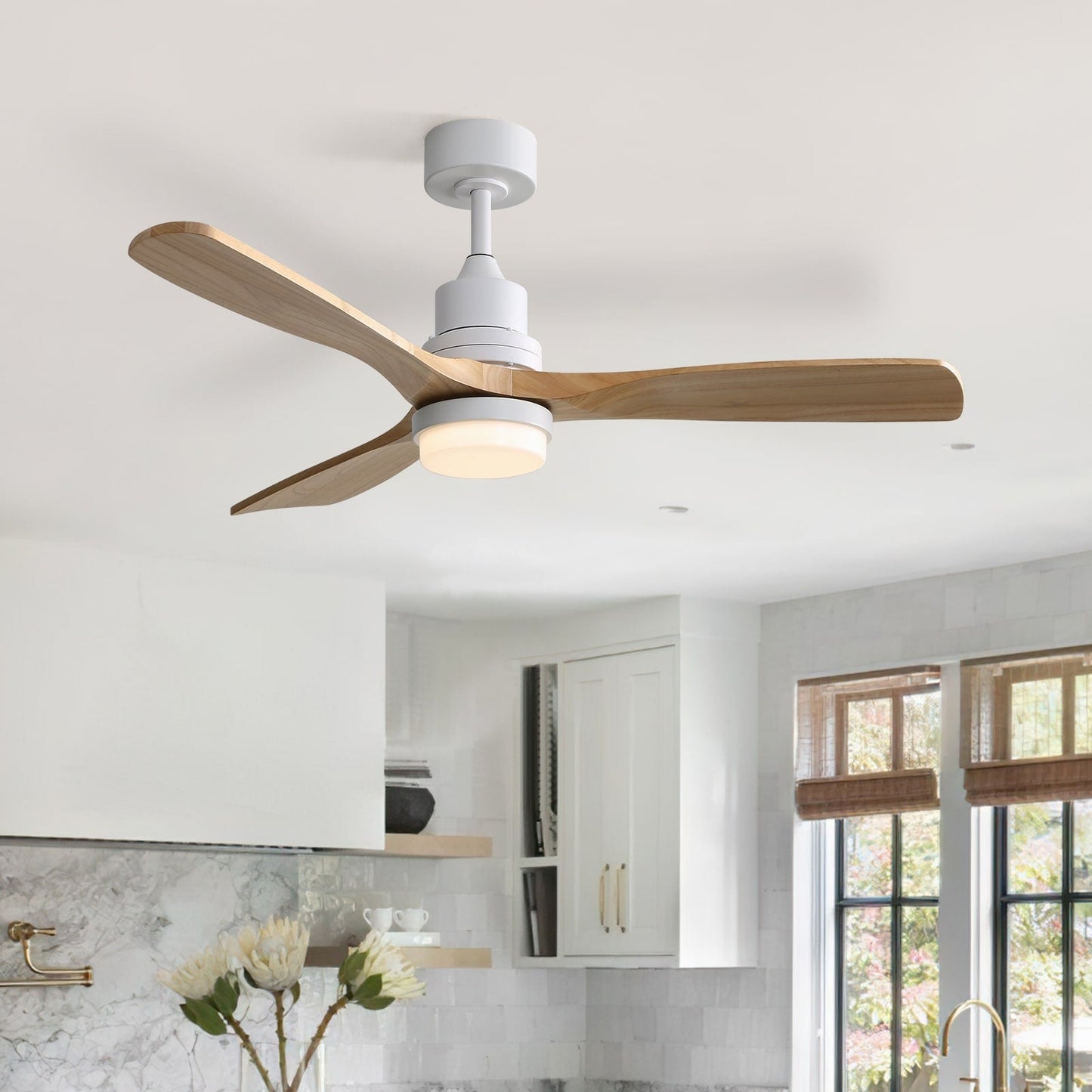 Ventilateur de plafond à LED intégré 48 et 52 pouces avec lumière et télécommande, moteur CC réversible