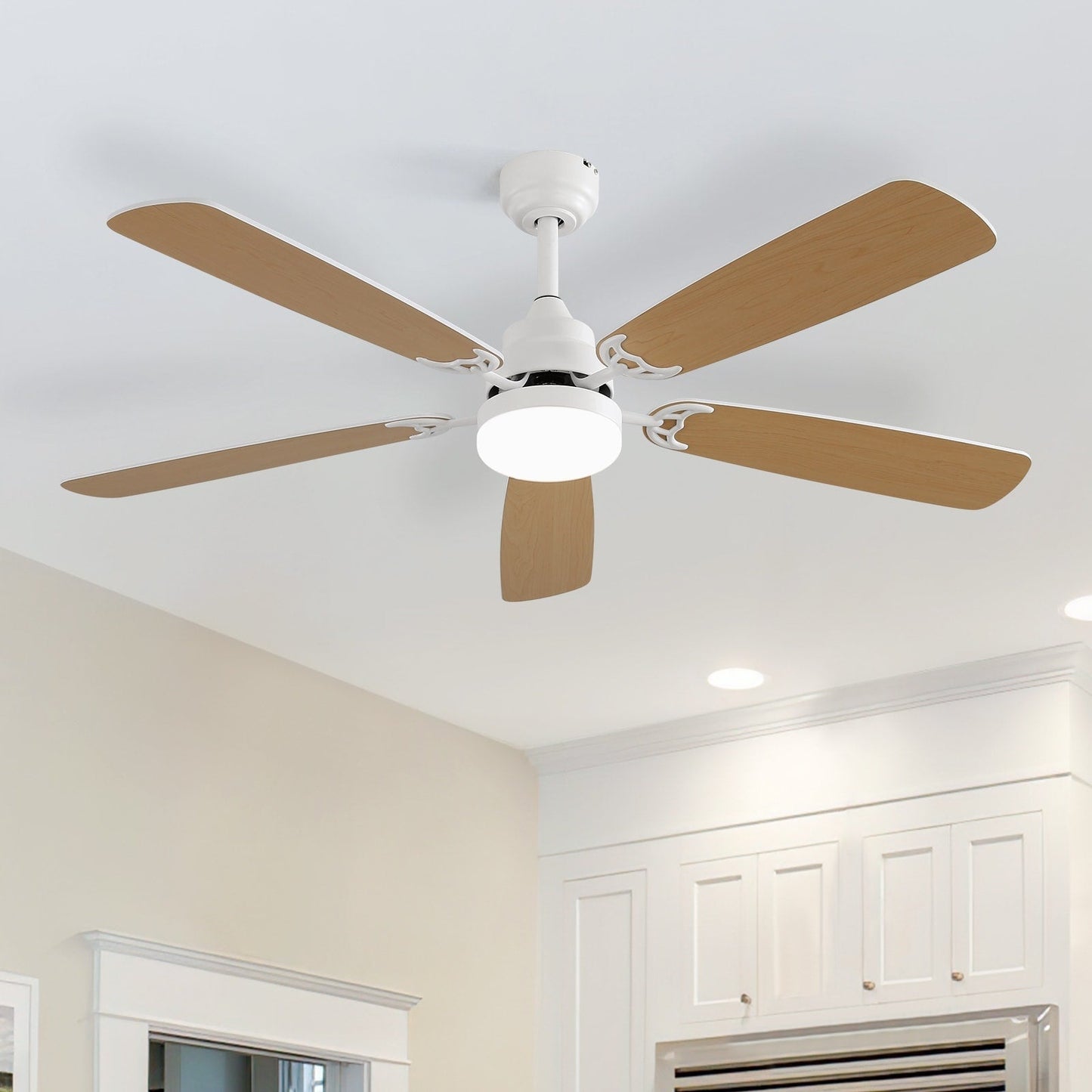 Ventilateur de plafond à LED intégré 48 et 52 pouces avec lumière et télécommande, moteur CC réversible