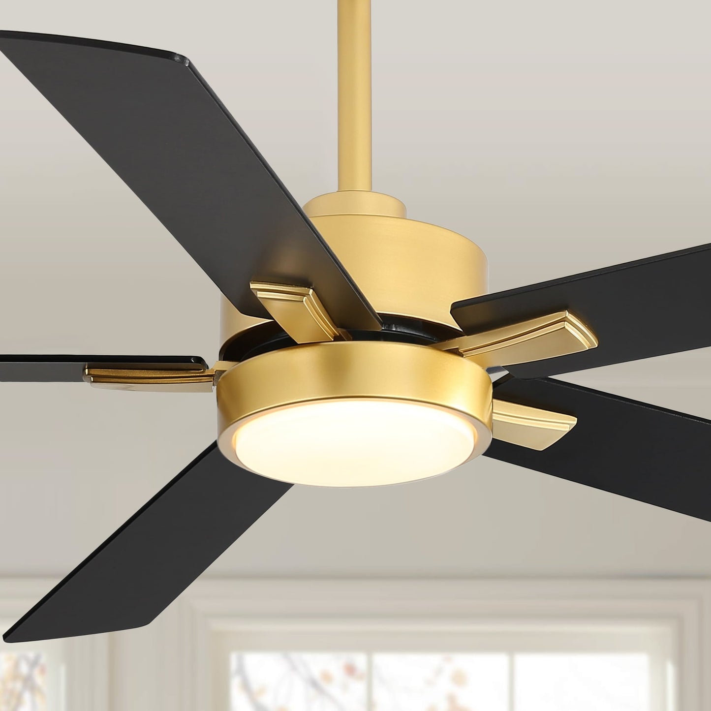 Ventilateur de plafond à DEL de 52 po avec kit d'éclairage et télécommande - 5 pales