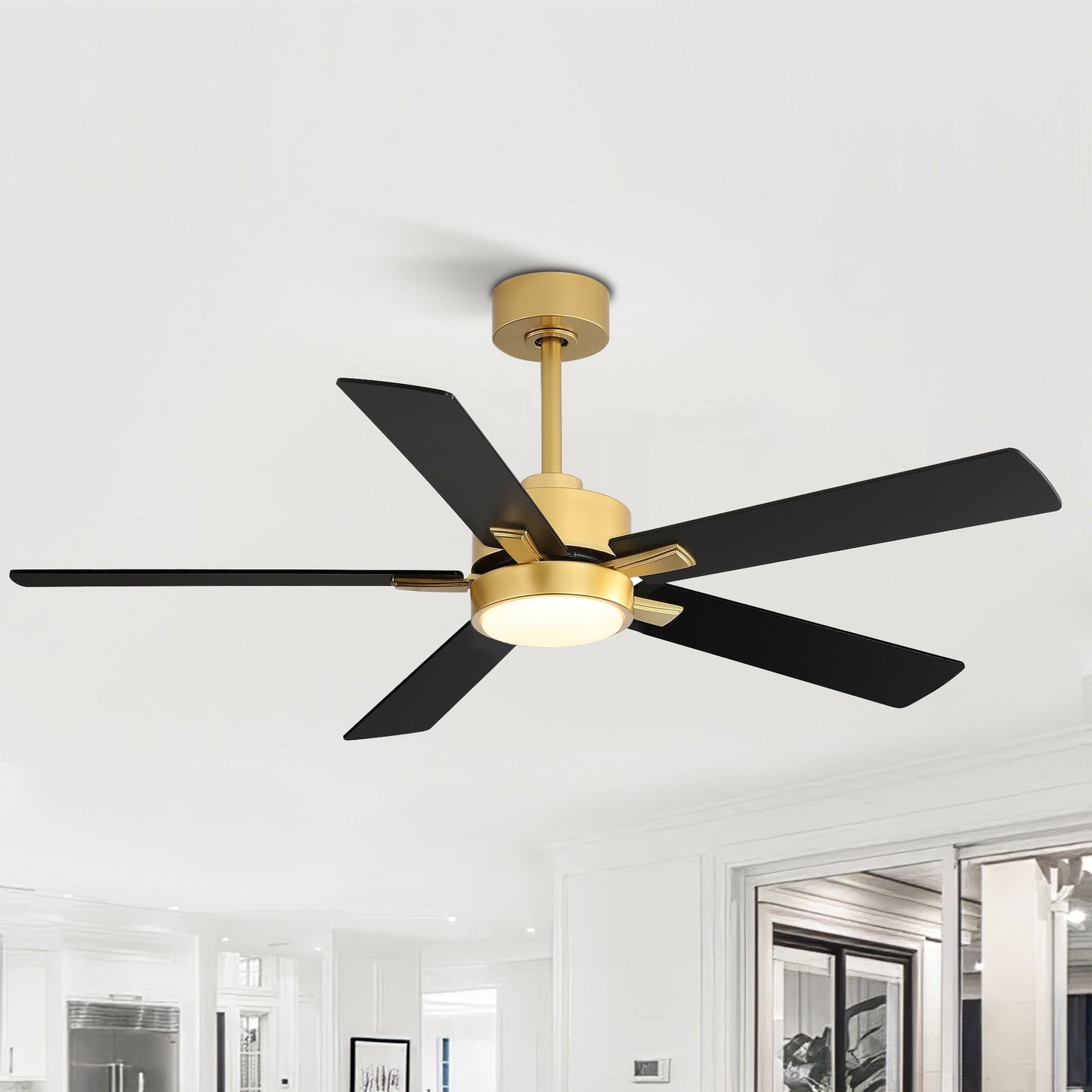 Ventilateur de plafond à DEL de 52 po avec kit d'éclairage et télécommande - 5 pales