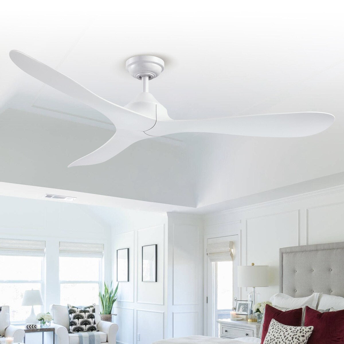 Ventilateur de plafond moderne noir à hélice à courant continu à 3 pales avec télécommande