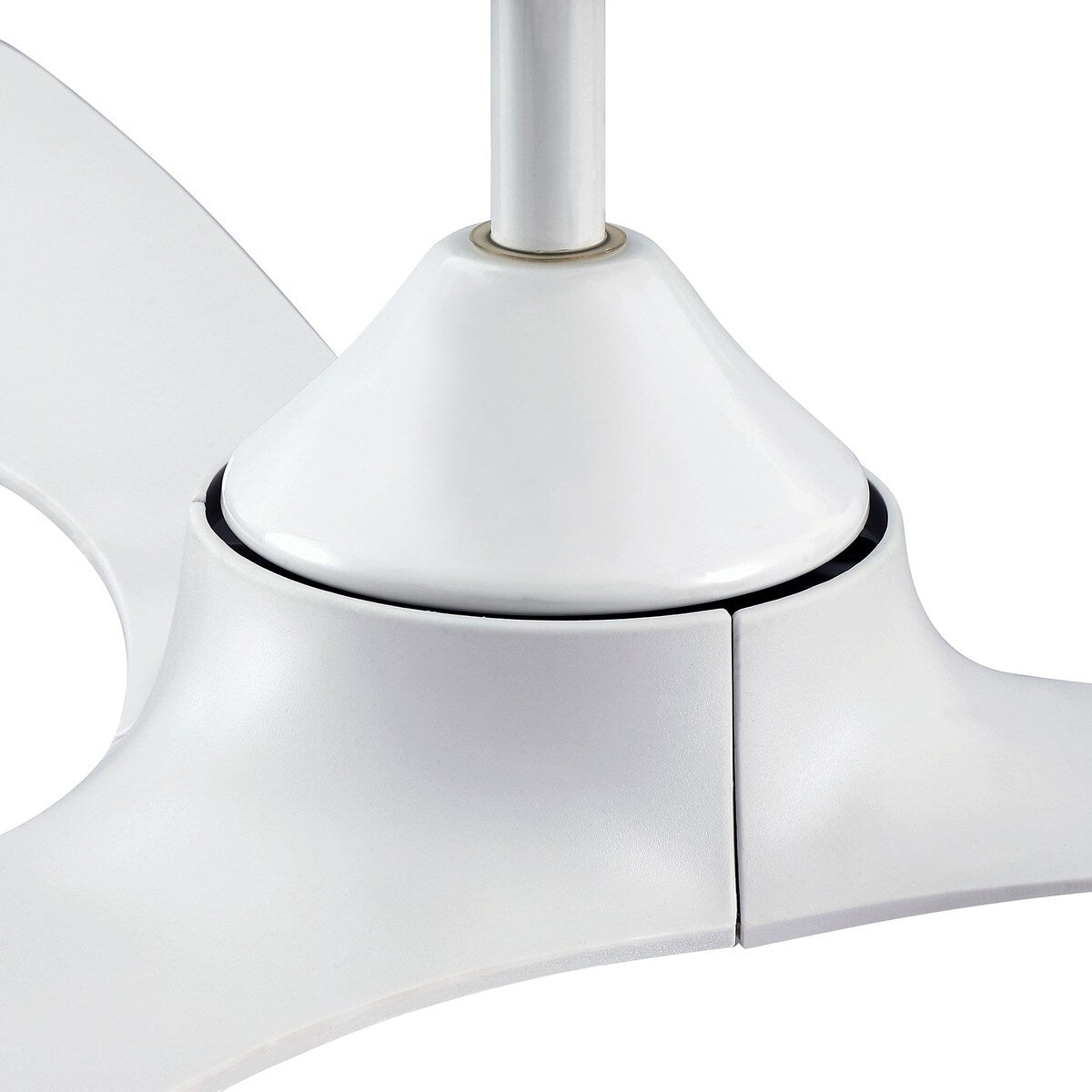 Ventilateur de plafond moderne noir à hélice à courant continu à 3 pales avec télécommande