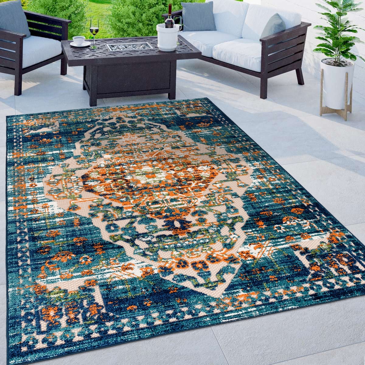 Tapis traditionnel d'intérieur/extérieur vieilli World Rug Gallery