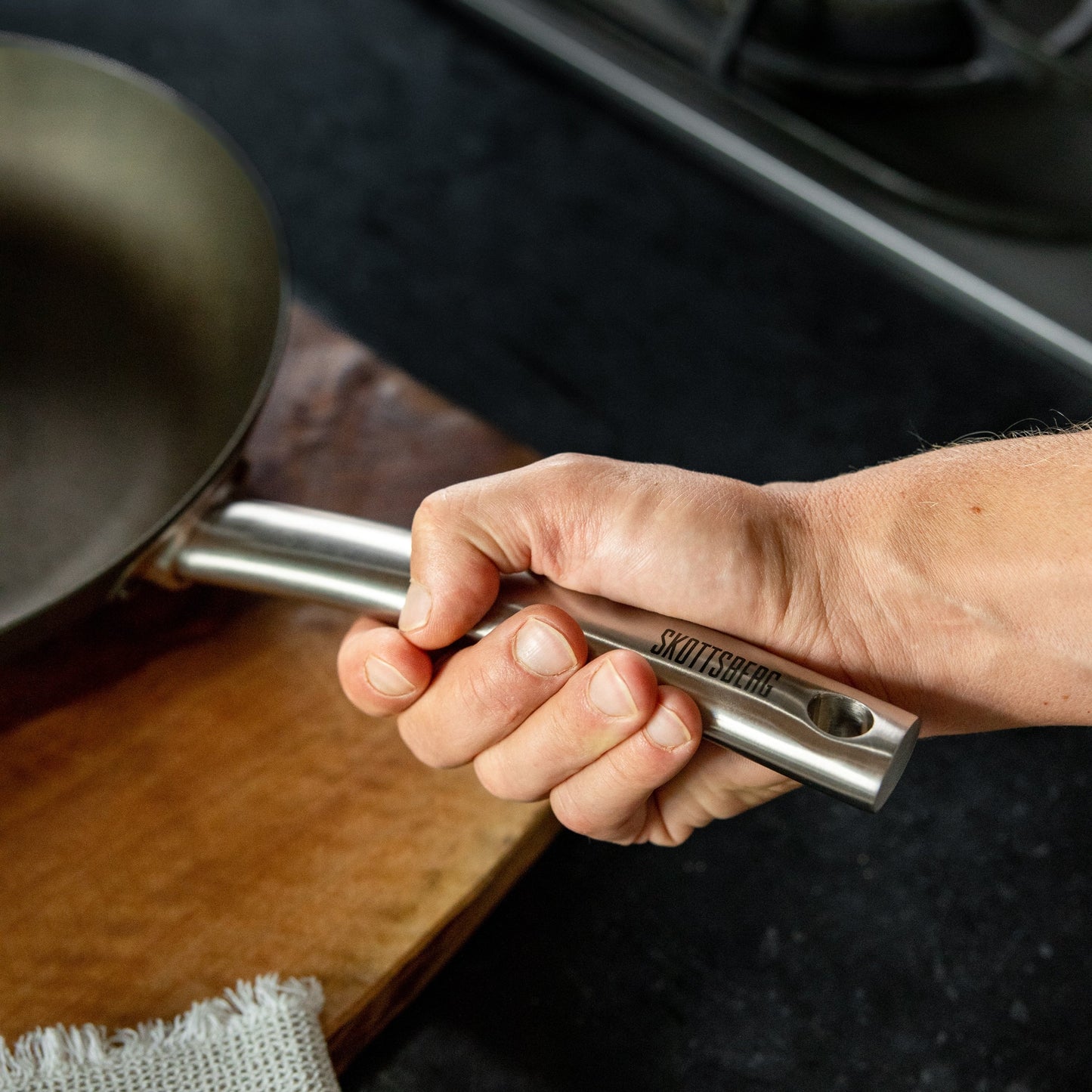 Poêle à frire en acier au carbone Skottsberg de 7,5 po