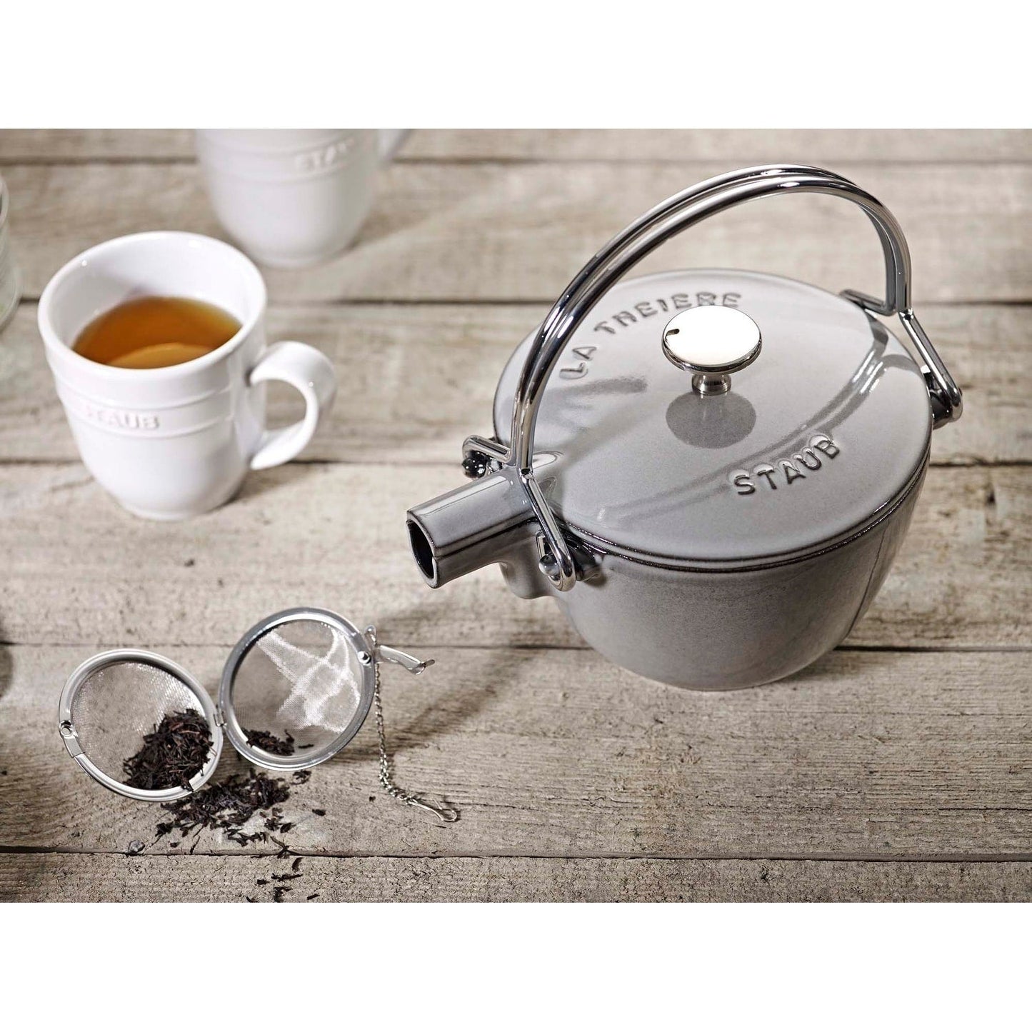 Bouilloire à thé ronde en fonte STAUB de 1 pinte