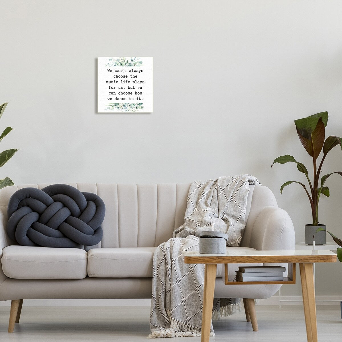 Décoration murale en bois avec citation inspirante « Musique et vie » de Stupell, composition botanique mixte, création de Lettered and Lined - Blanc