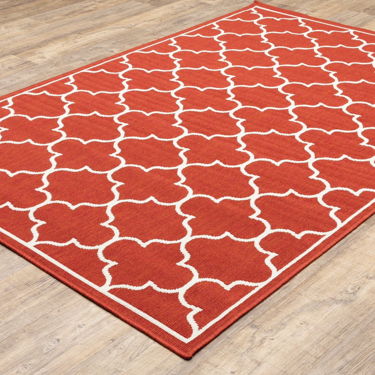 Tapis d'intérieur/extérieur en treillis blanc cassé/rouge brique Vista Home Martinique.