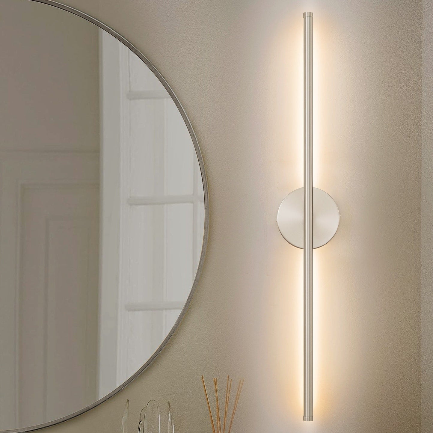 Applique murale linéaire moderne à 1 ampoule, noire/dorée/nickel, à LED, à intensité variable, pour salle de bain
