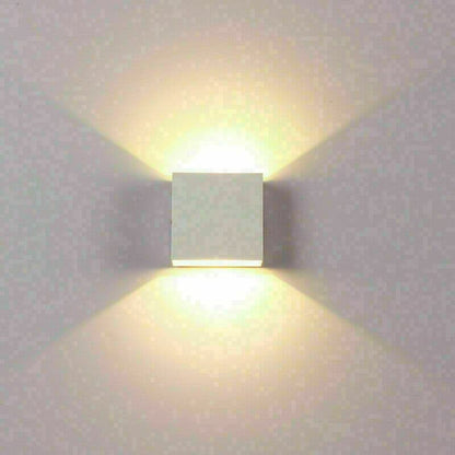 1 applique murale LED cube haut/bas
