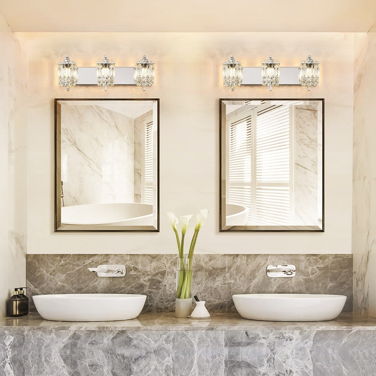 Applique murale en cristal à 3 lumières pour miroir de salle de bain moderne et glamour