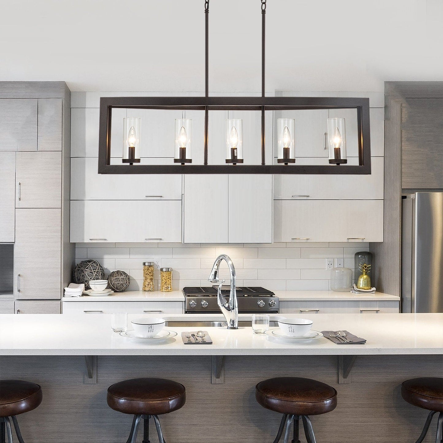 Lustre linéaire industriel moderne à 5 lumières pour salle à manger, style ferme, en verre transparent, idéal pour une cuisine ou un îlot