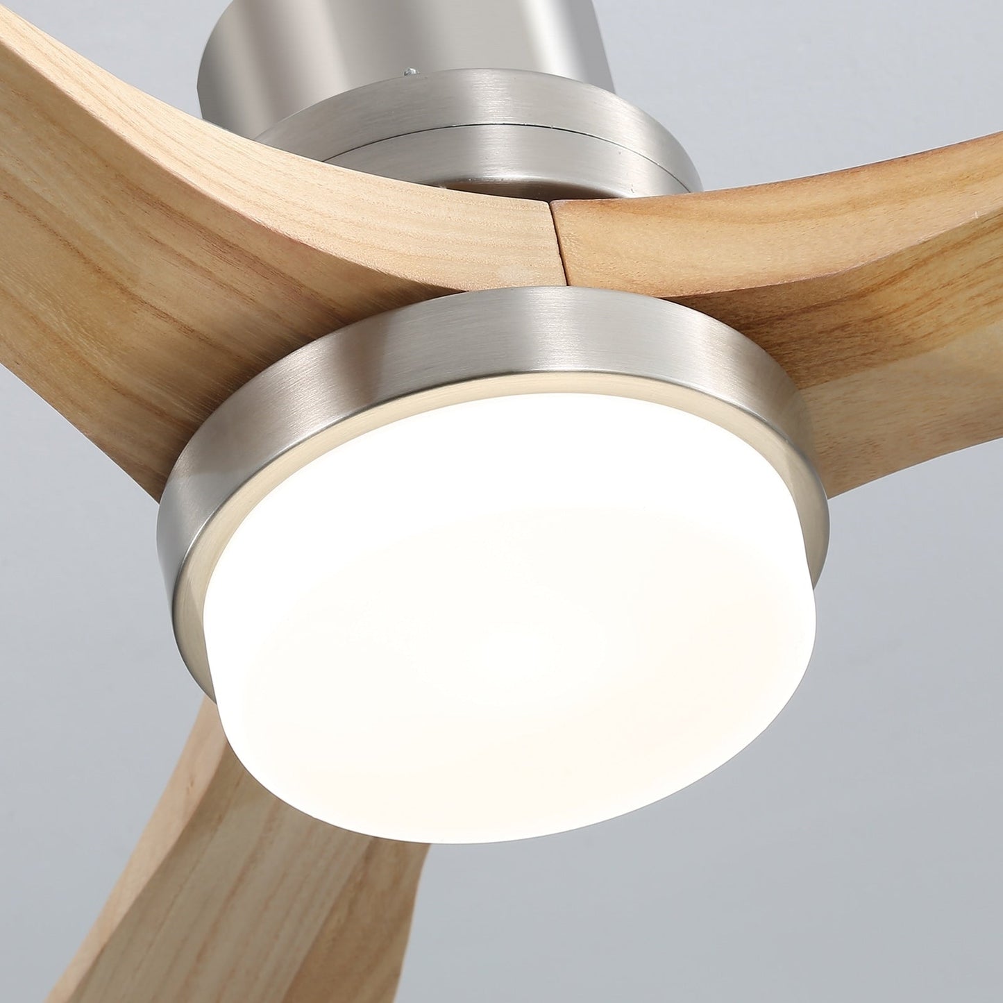 Ventilateur de plafond d'intérieur en bois Sofucor 52 avec télécommande et éclairage intégré en option