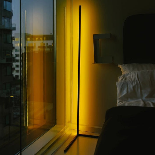 Lampe d'angle en métal RVB 55 LED minimaliste