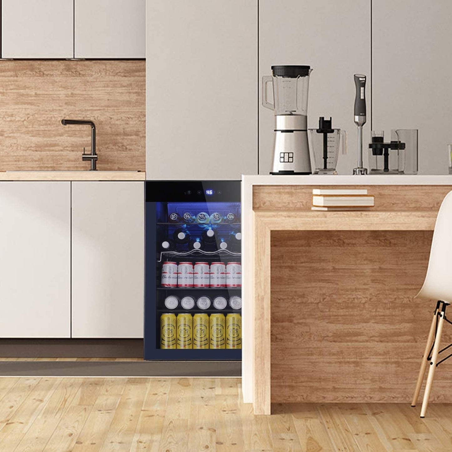 Cave à vin de 4,4 pi³ avec éclairage LED et boutons tactiles, étagères amovibles, moins de 38 dB