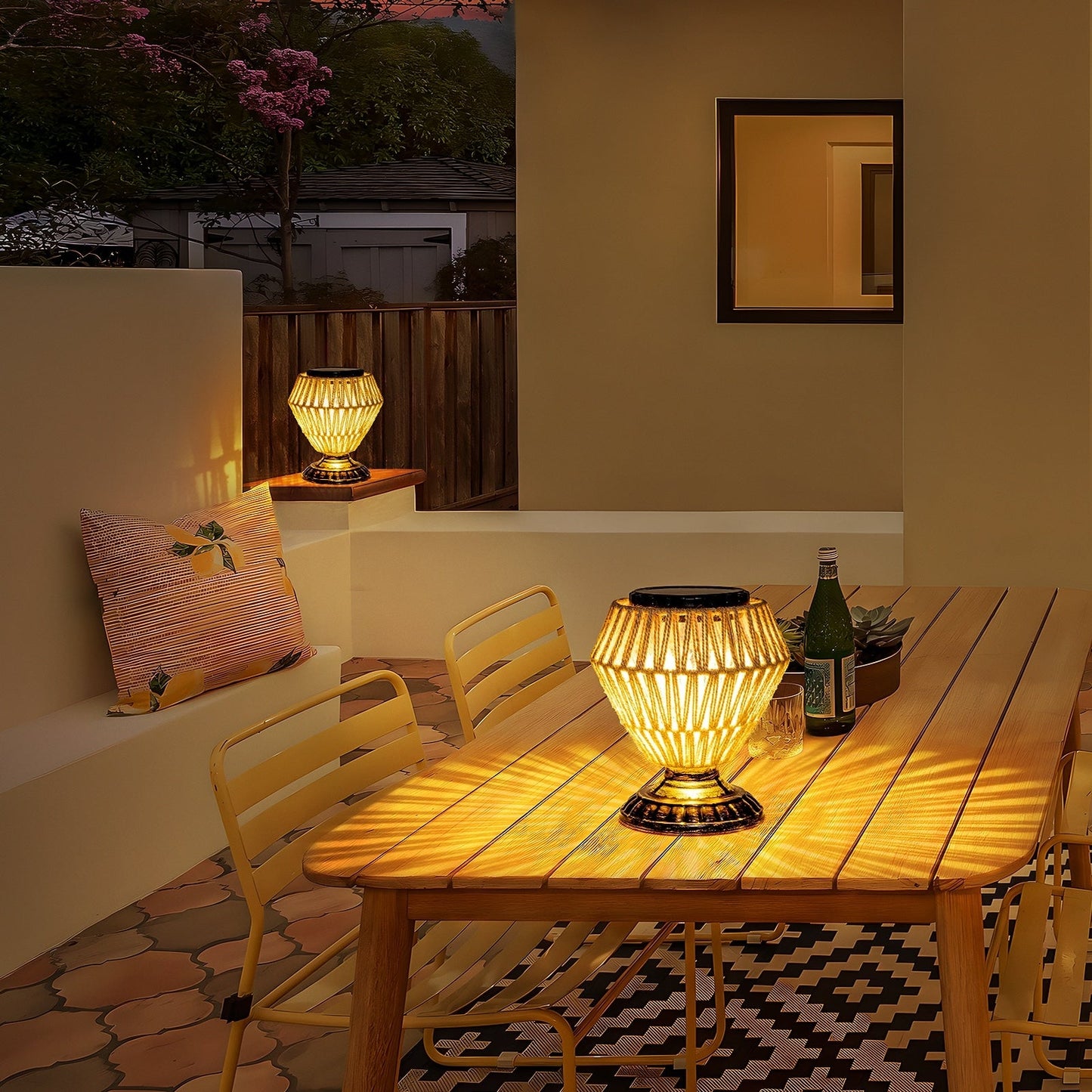 Lampe de chevet à panneau solaire en rotin tissé, intensité variable, décorative pour l'extérieur et l'intérieur