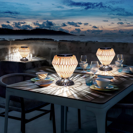 Lampe de chevet à panneau solaire en rotin tissé, intensité variable, décorative pour l'extérieur et l'intérieur