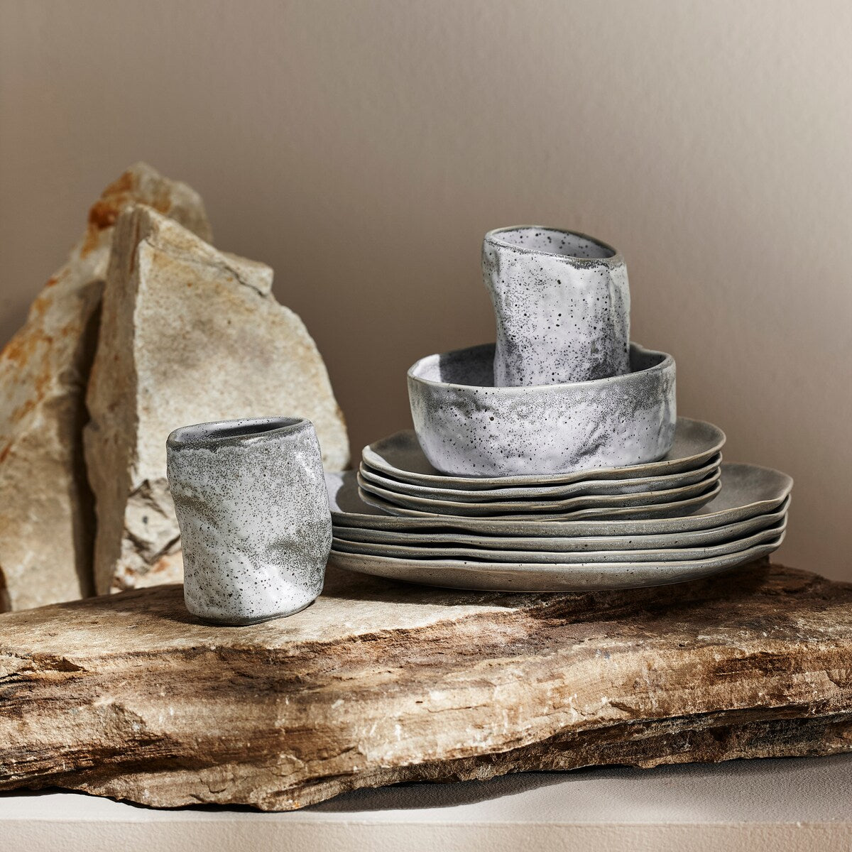 Service de table en grès Stone by Mercer Project ATIK