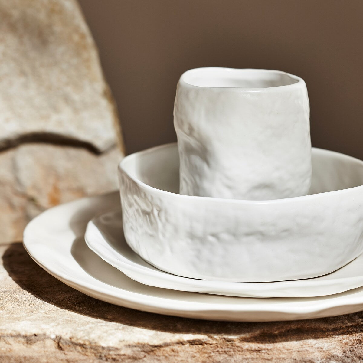 Service de table en grès Stone by Mercer Project ATIK