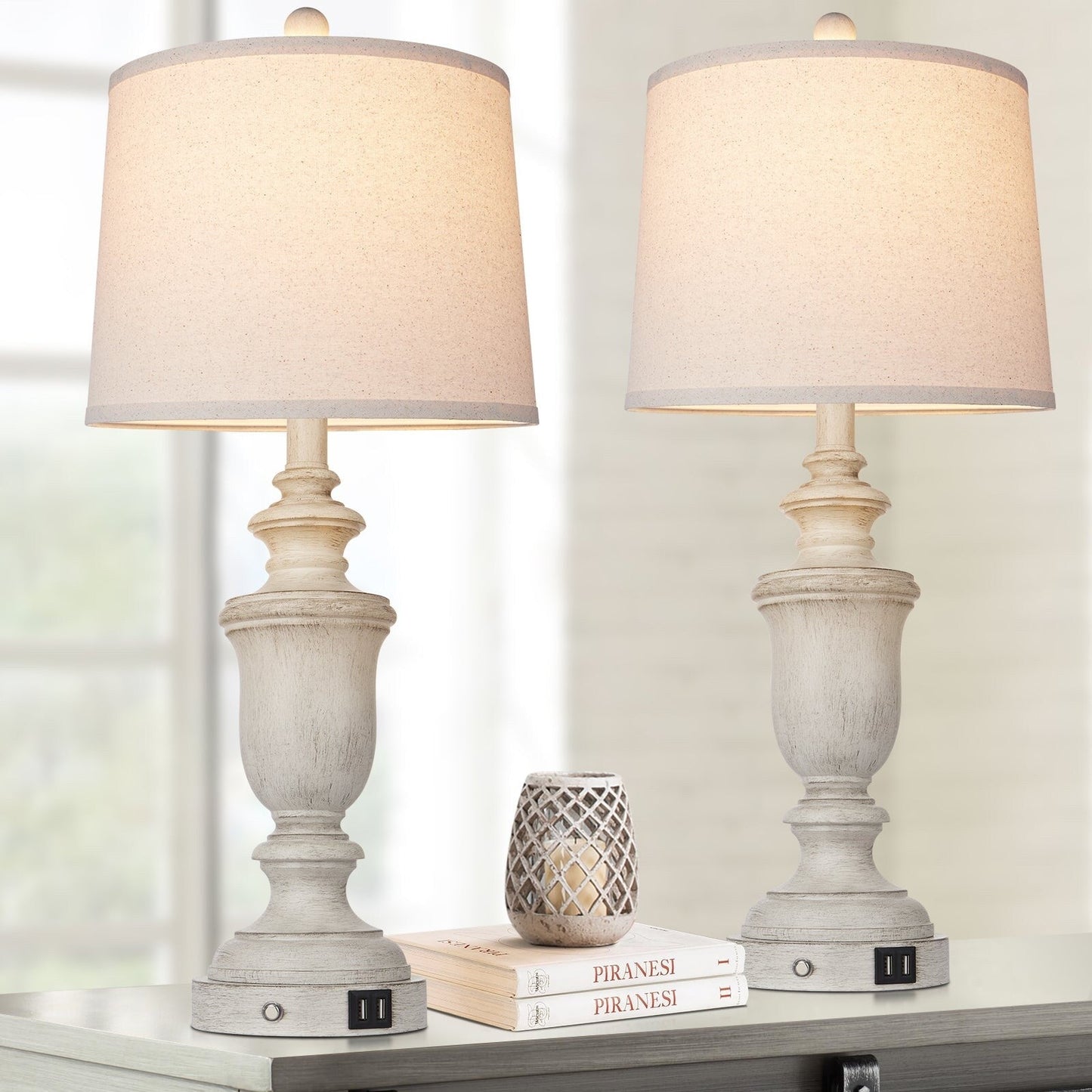 Lampes de table en résine blanche, ports de charge USB, interrupteur tactile à 3 voies (lot de 2) - 12,5'' x 12,5'' x 25,6'' (L x l x H)