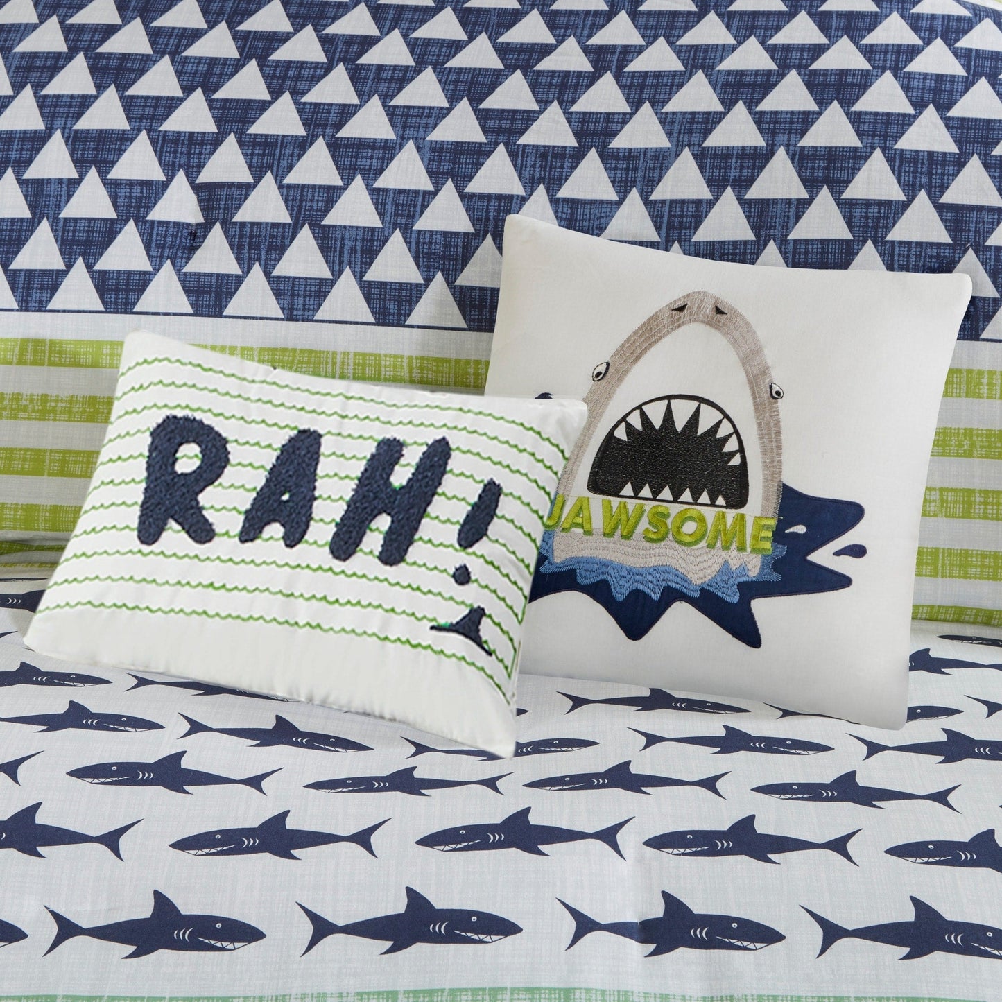 Parure de lit en coton vert/bleu marine Aaron Shark d'Urban Habitat Kids
