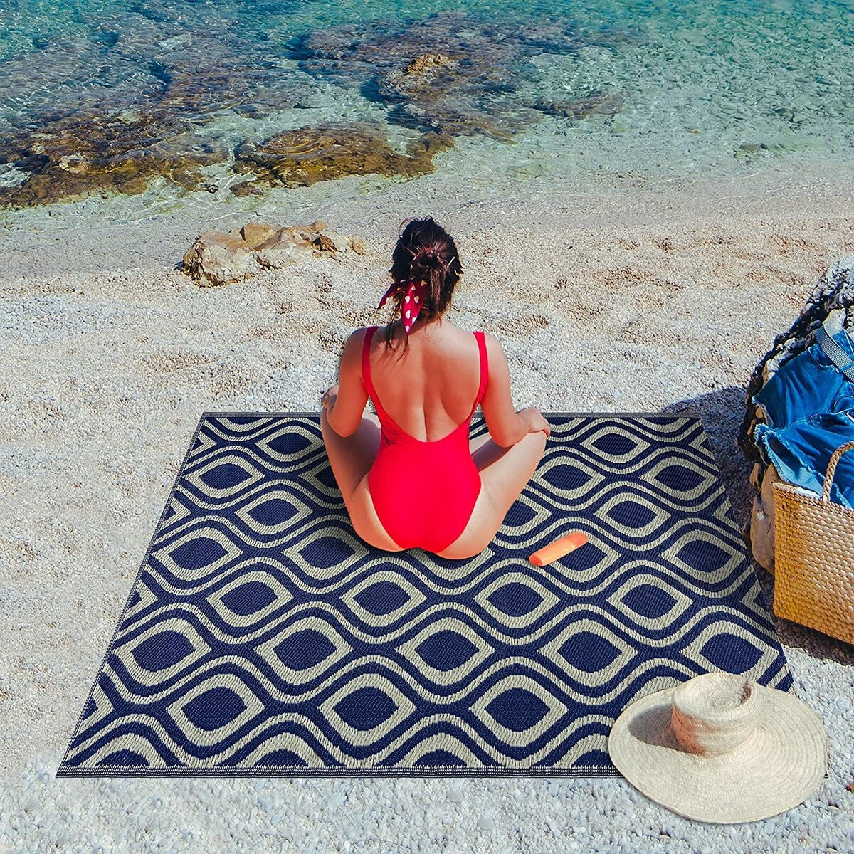 Tapis de sol d'extérieur léger et réversible en plastique recyclé Venice