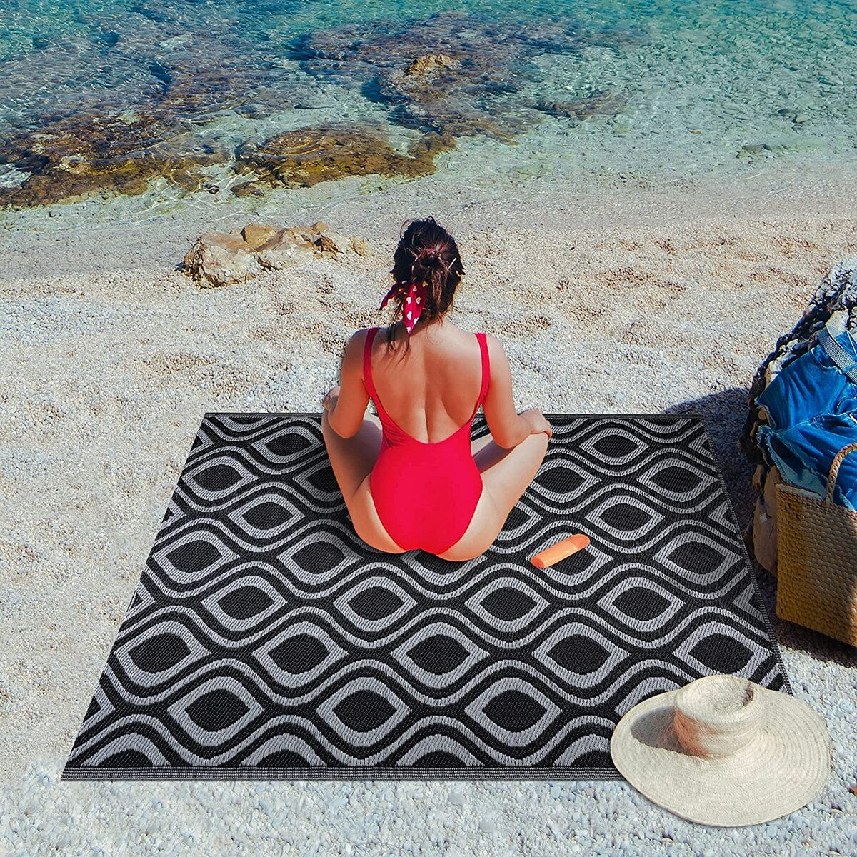 Tapis de sol d'extérieur léger et réversible en plastique recyclé Venice