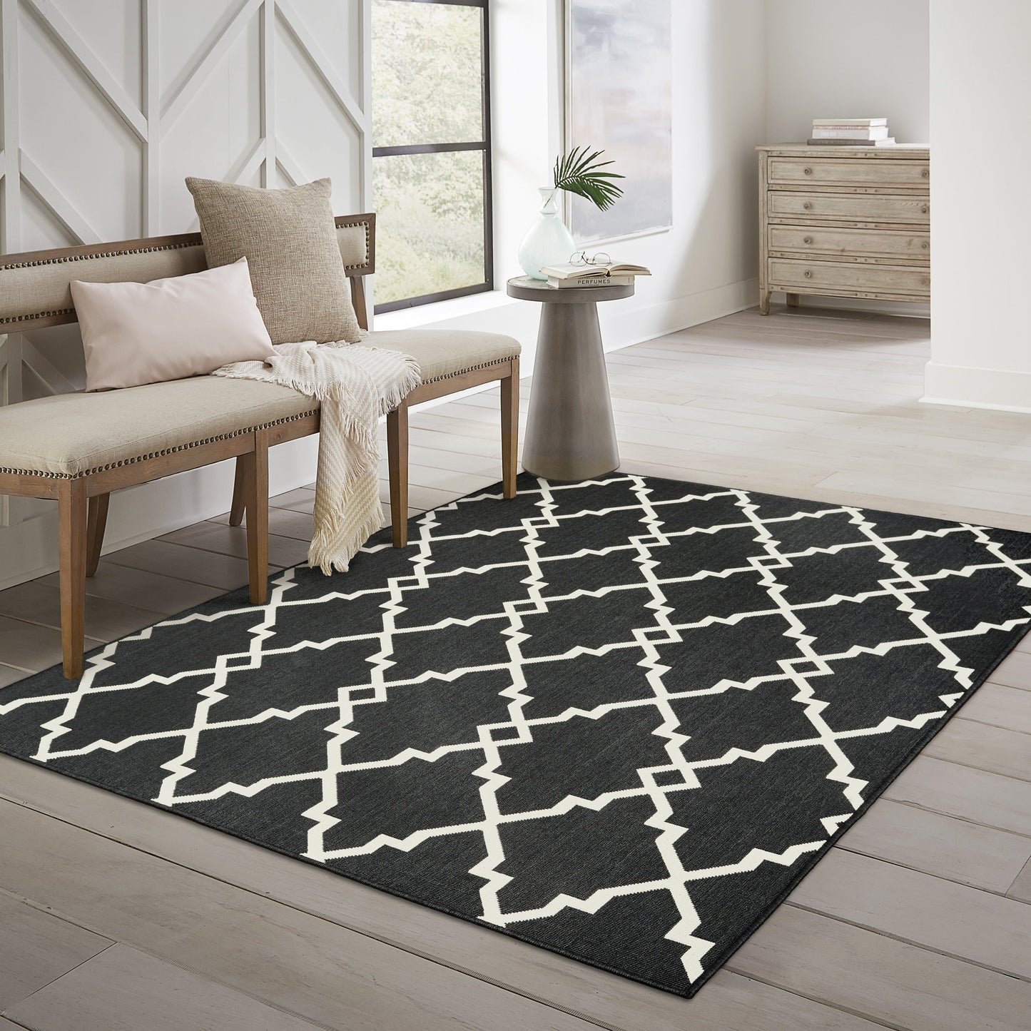 Tapis d'intérieur et d'extérieur Vista Home Malta Lattice noir/blanc cassé.