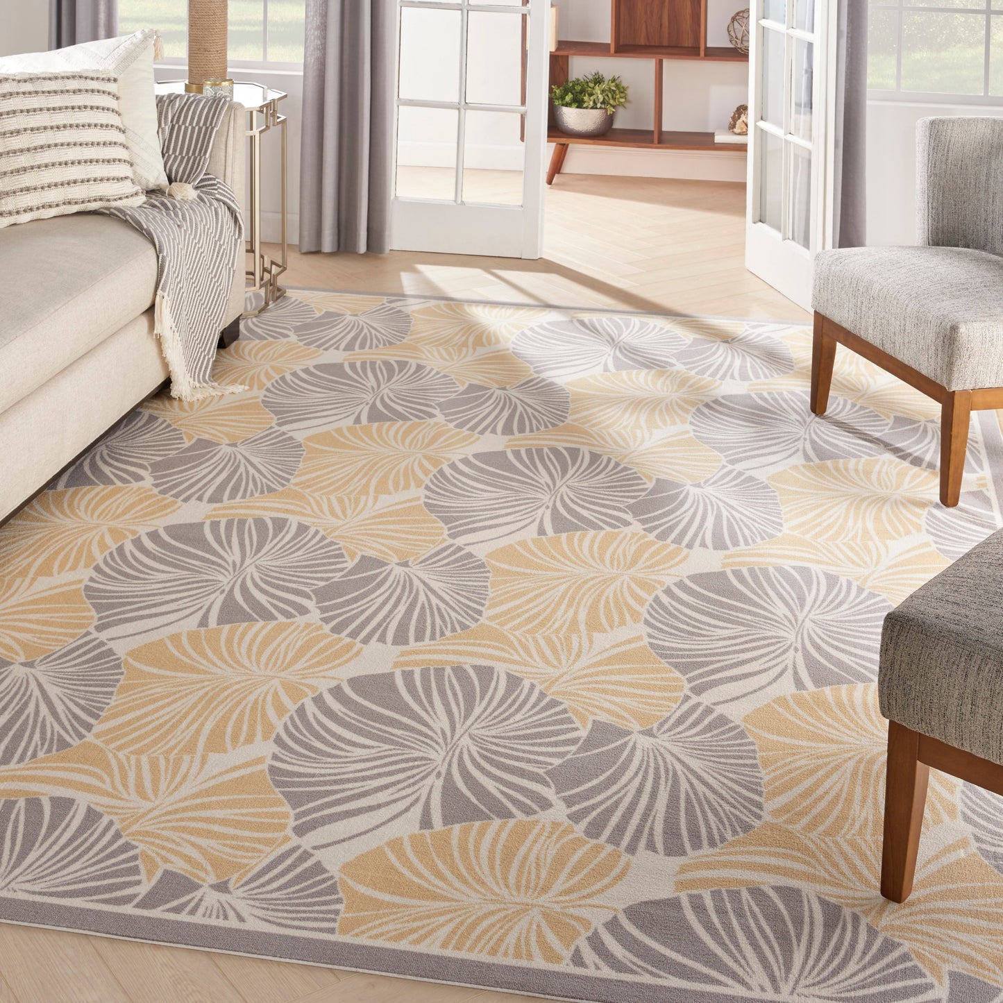 Tapis d'intérieur/extérieur moderne botanique Waverly Sun N' Shade