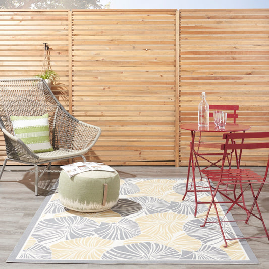 Tapis d'intérieur/extérieur moderne botanique Waverly Sun N' Shade