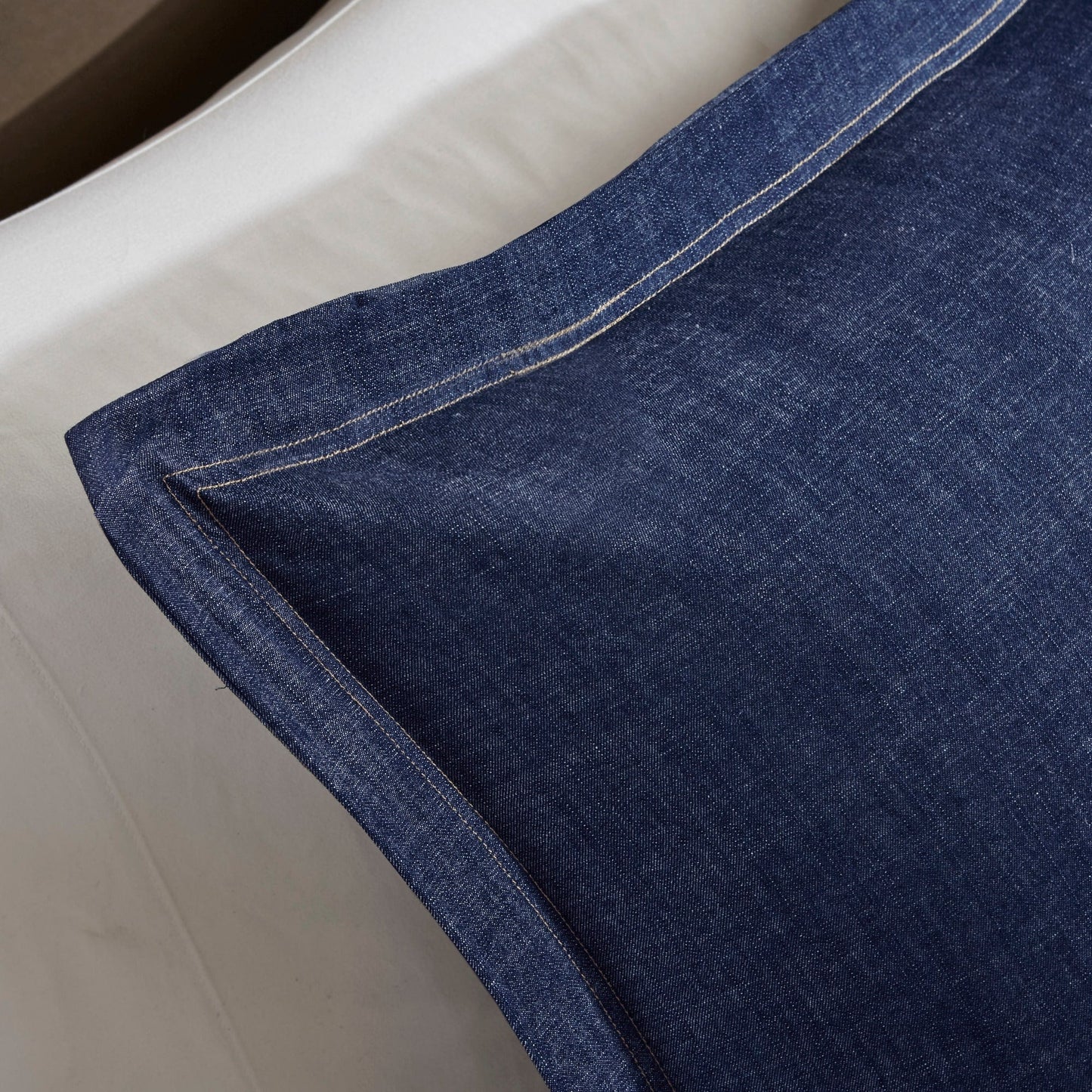 Parure de couette surdimensionnée et rembourrée en denim bleu Woolrich Perry