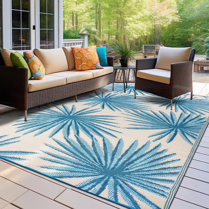 Tapis d'extérieur réversibles en plastique recyclé à motifs floraux tropicaux de la World Rug Gallery