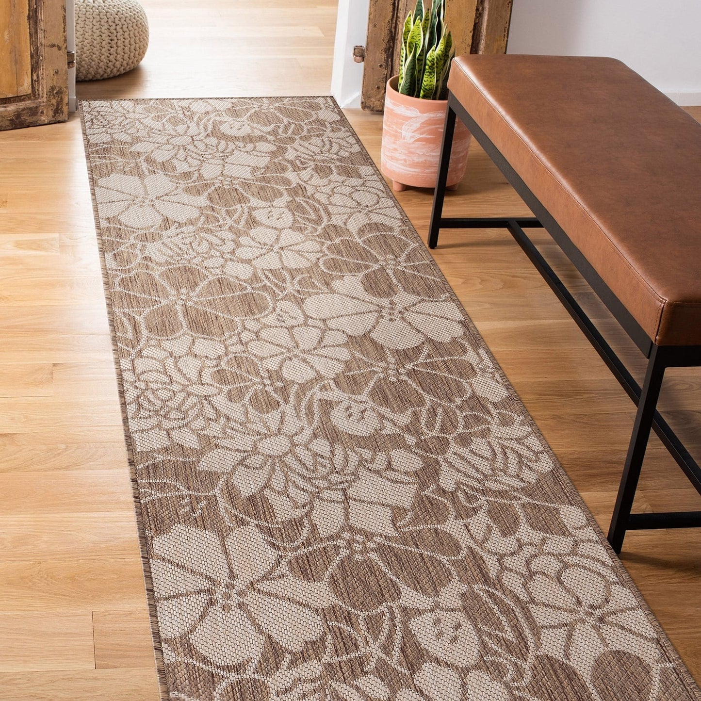 Tapis d'intérieur/extérieur texturé à motif floral moderne World Rug Gallery