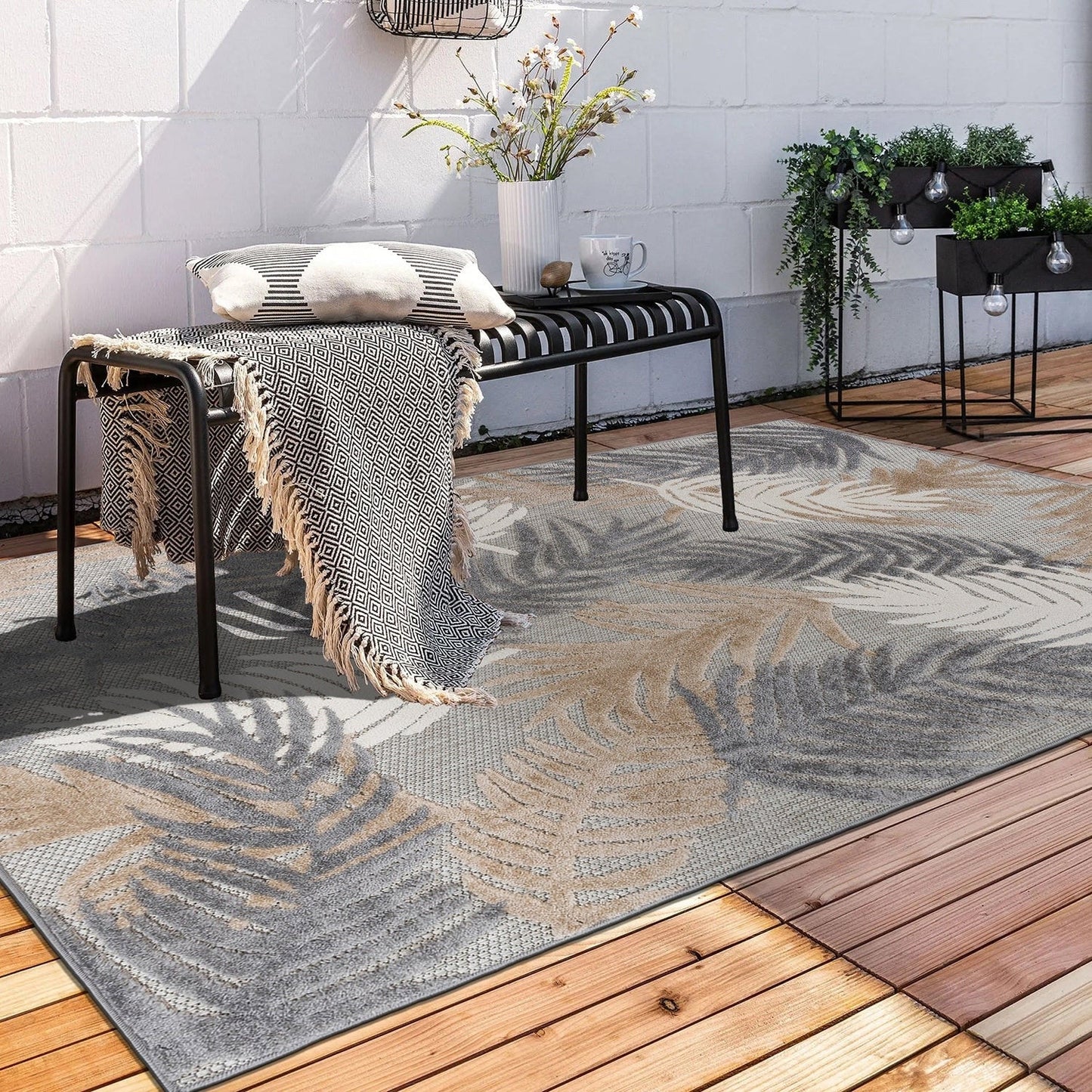 Tapis d'intérieur/extérieur moderne à motif floral tropical World Rug Gallery